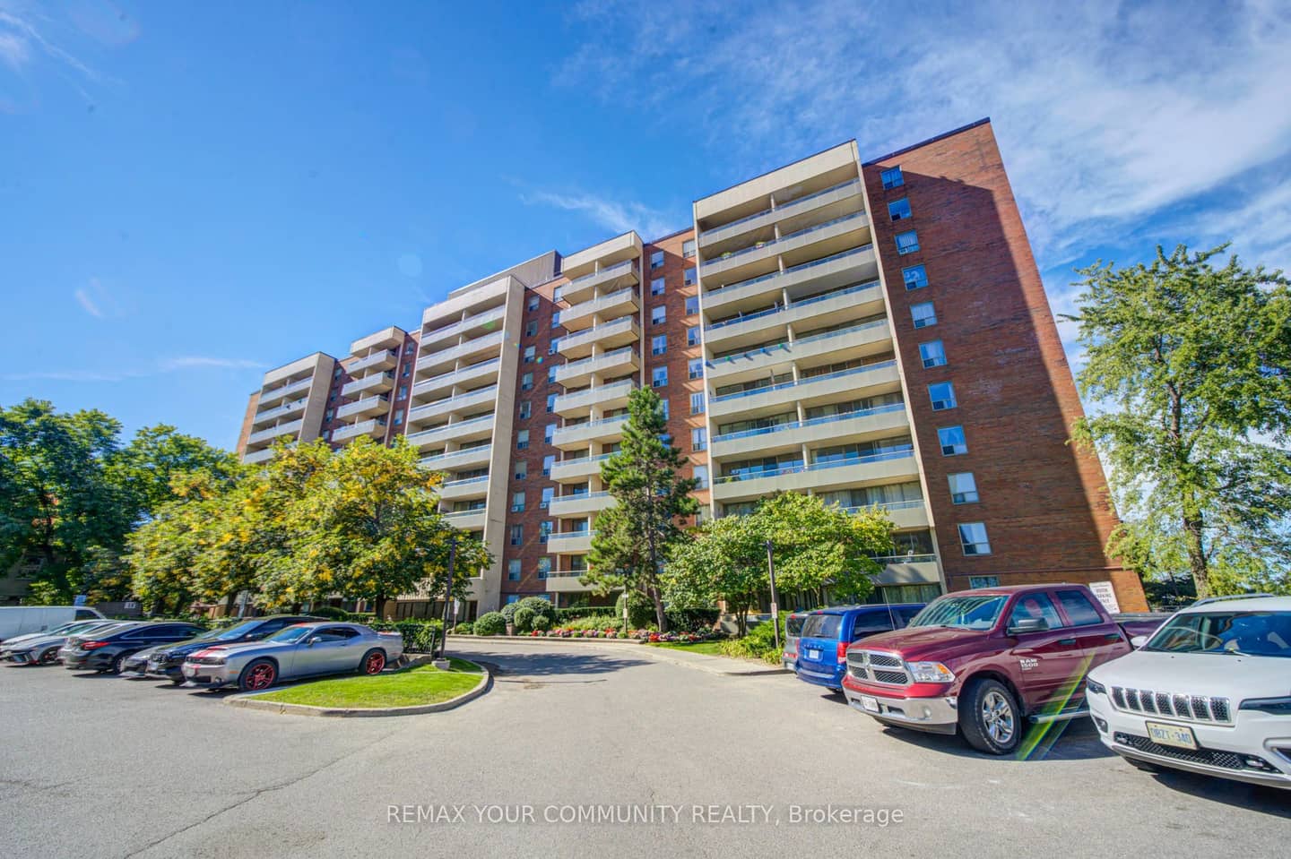 19 Four Winds Drive 711, Toronto, ON M3J 2S9