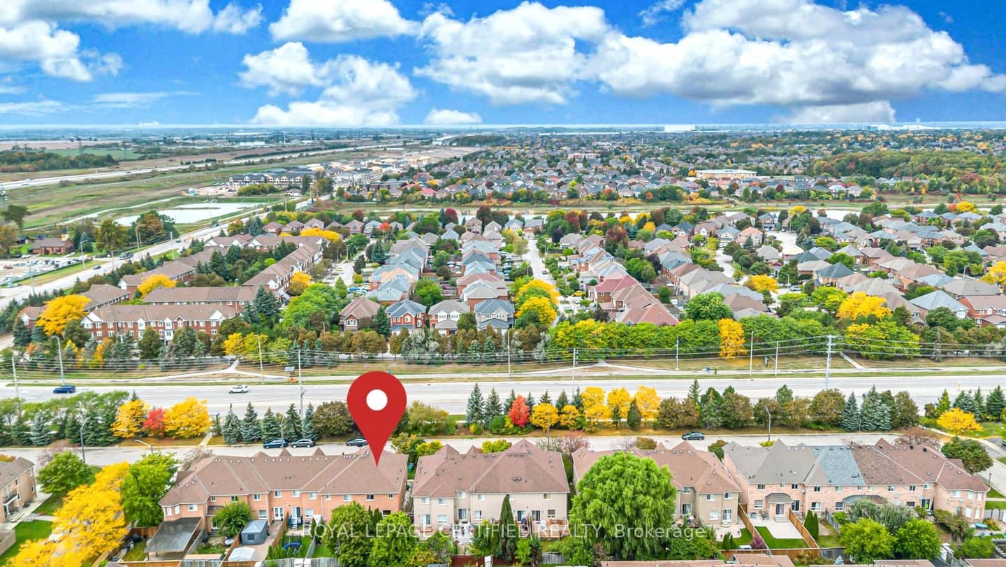 3864 Coachman Circle, Mississauga, ON L5M 6R4