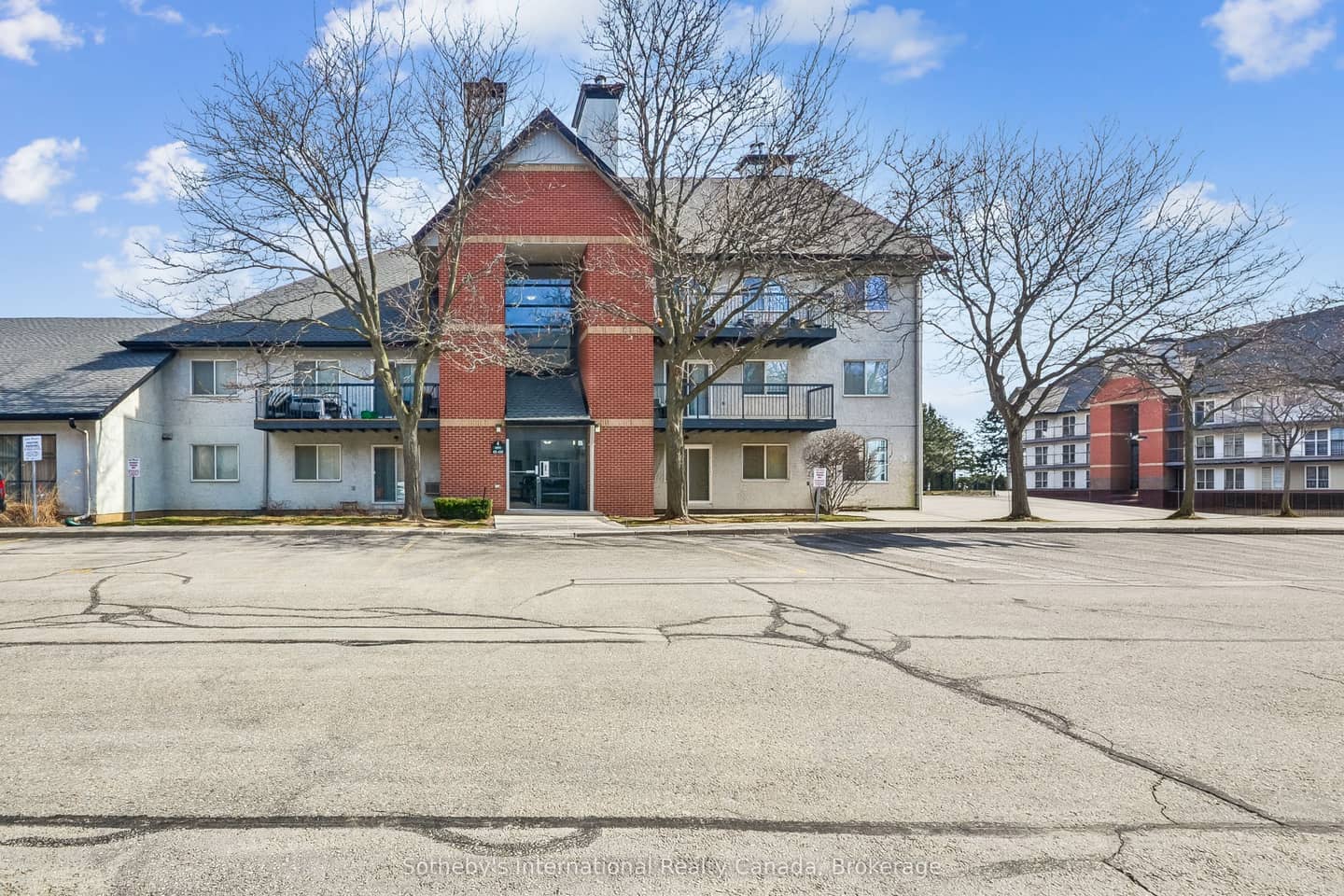 1450 Glen Abbey Gate 434, Oakville, ON L6M 2V7
