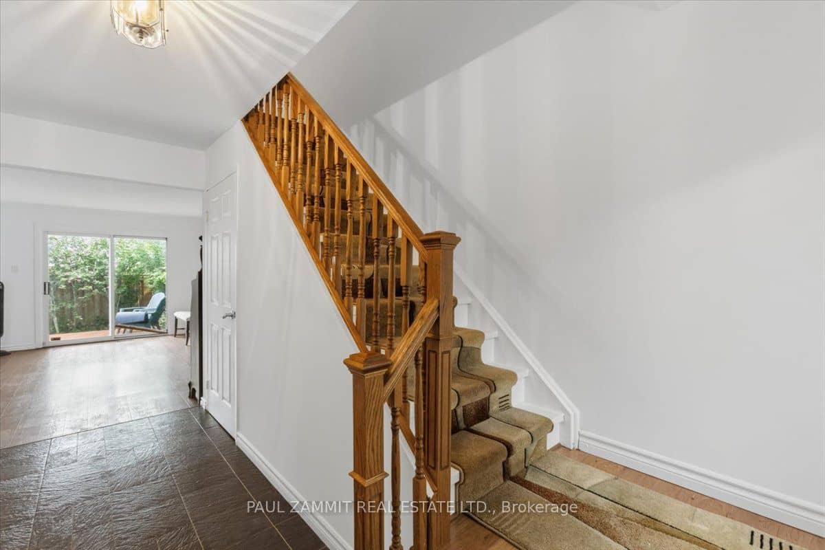 42 Nicholson Way, Markham, ON L3T 5B6