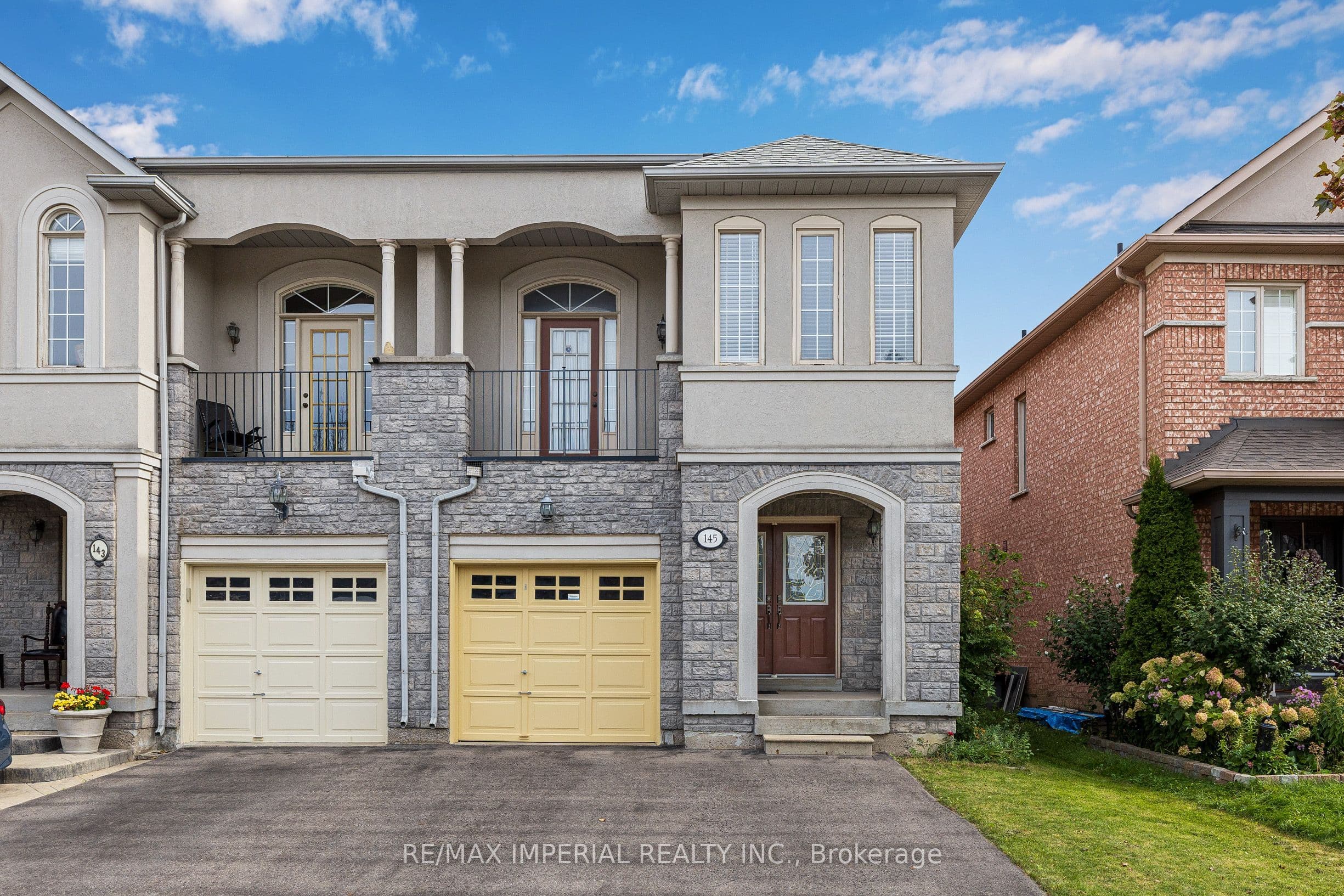 145 Blue Willow Drive, Vaughan, ON L4L 9E9