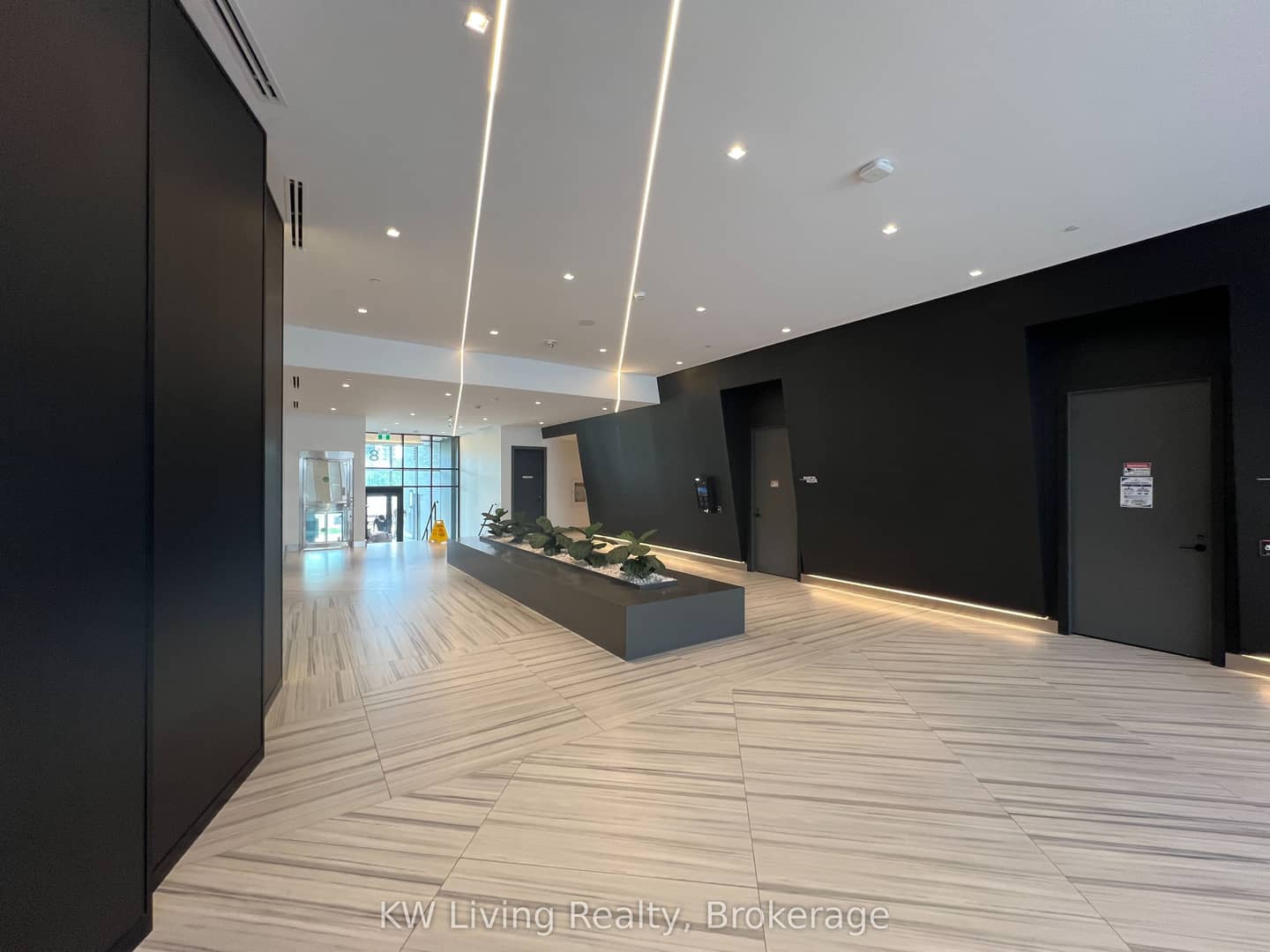 18 Water Walk Drive 1903, Markham, ON L3R 6L5