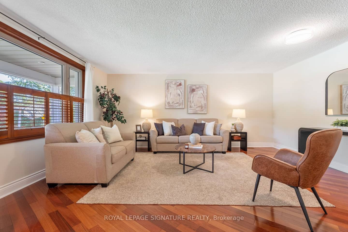 234 Rouge Hills Drive, Toronto, ON M1C 2Z1