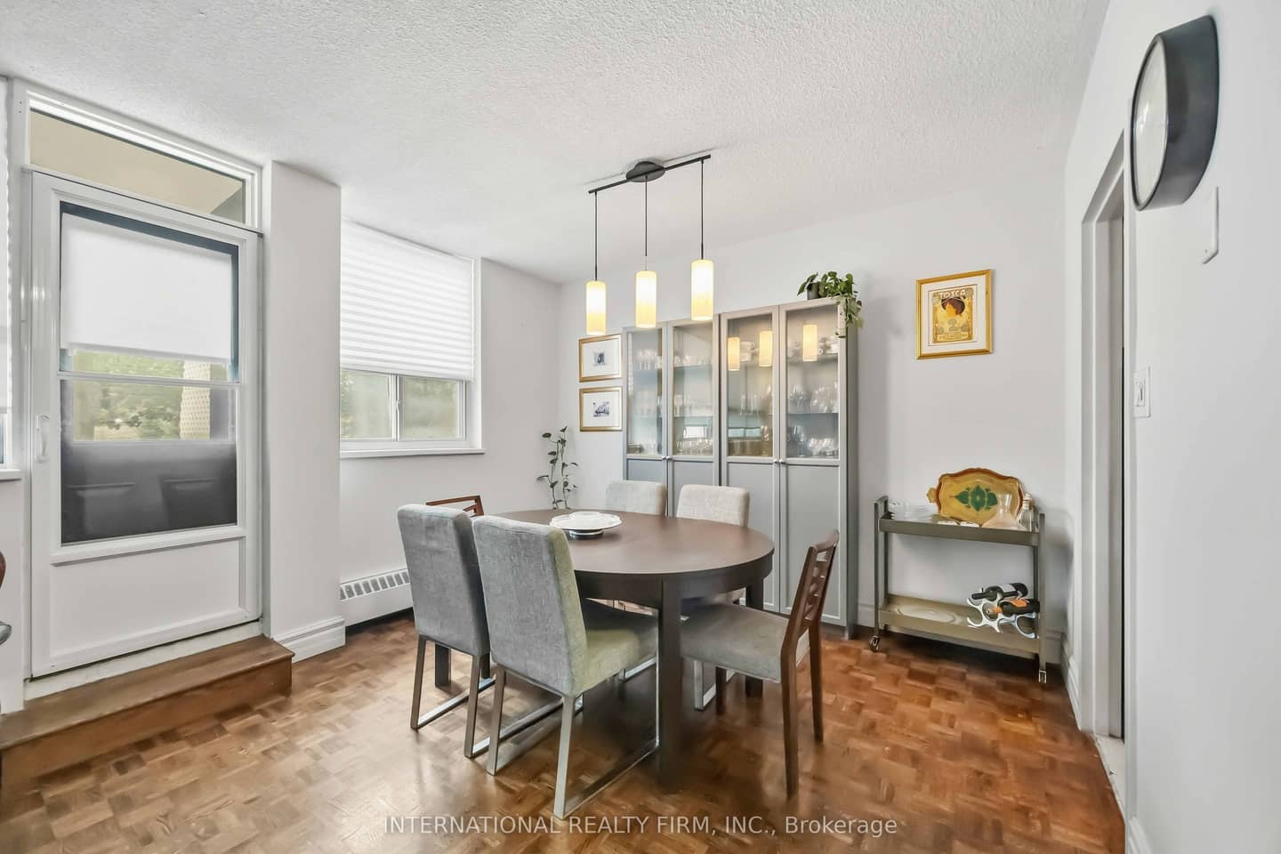 151 La Rose Avenue E 101, Toronto, ON M9P 1B3