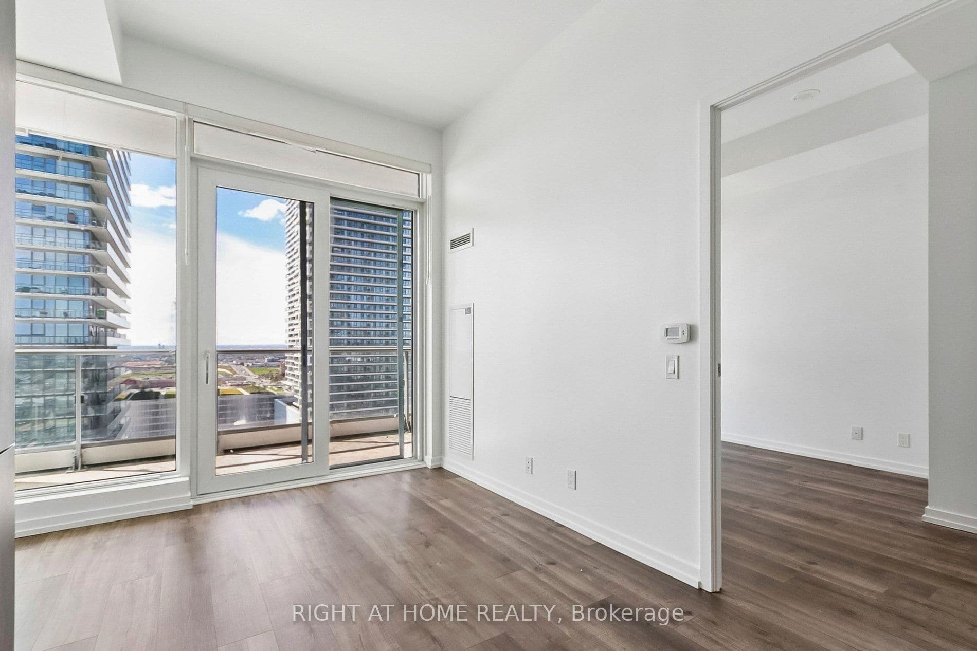 7890 JANE Street 1705, Vaughan, ON L4K 0K9