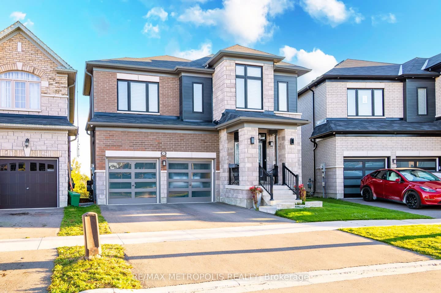 127 Mcphail Avenue, Clarington, ON L1C 7H2