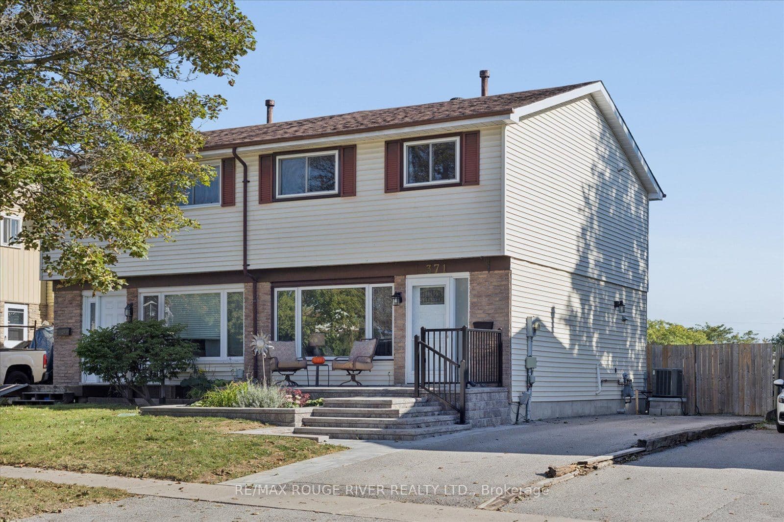 371 Ormond Drive, Oshawa, ON L1K 1J3