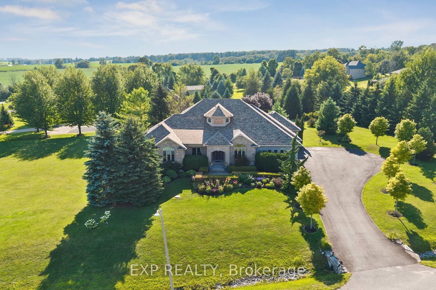 16 Westlake Street, Clarington, ON L0B 1J0