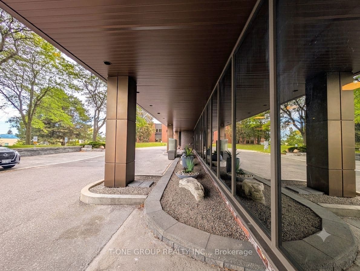 205 PLACER Court 1/F, Toronto, ON M2H 0A9