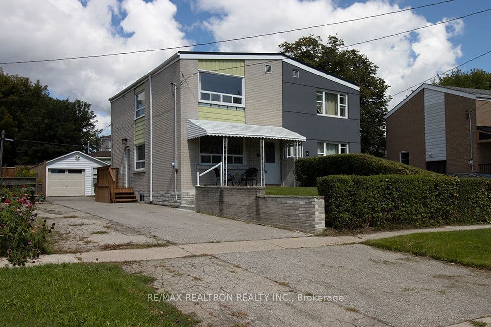 68 Chelwood Road, Toronto, ON M1K 2K8