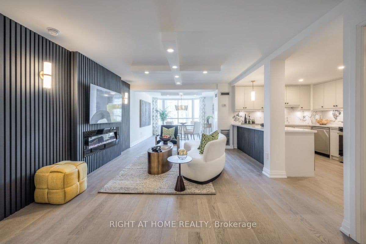 5444 Yonge Street 1810, Toronto, ON M2N 6J4