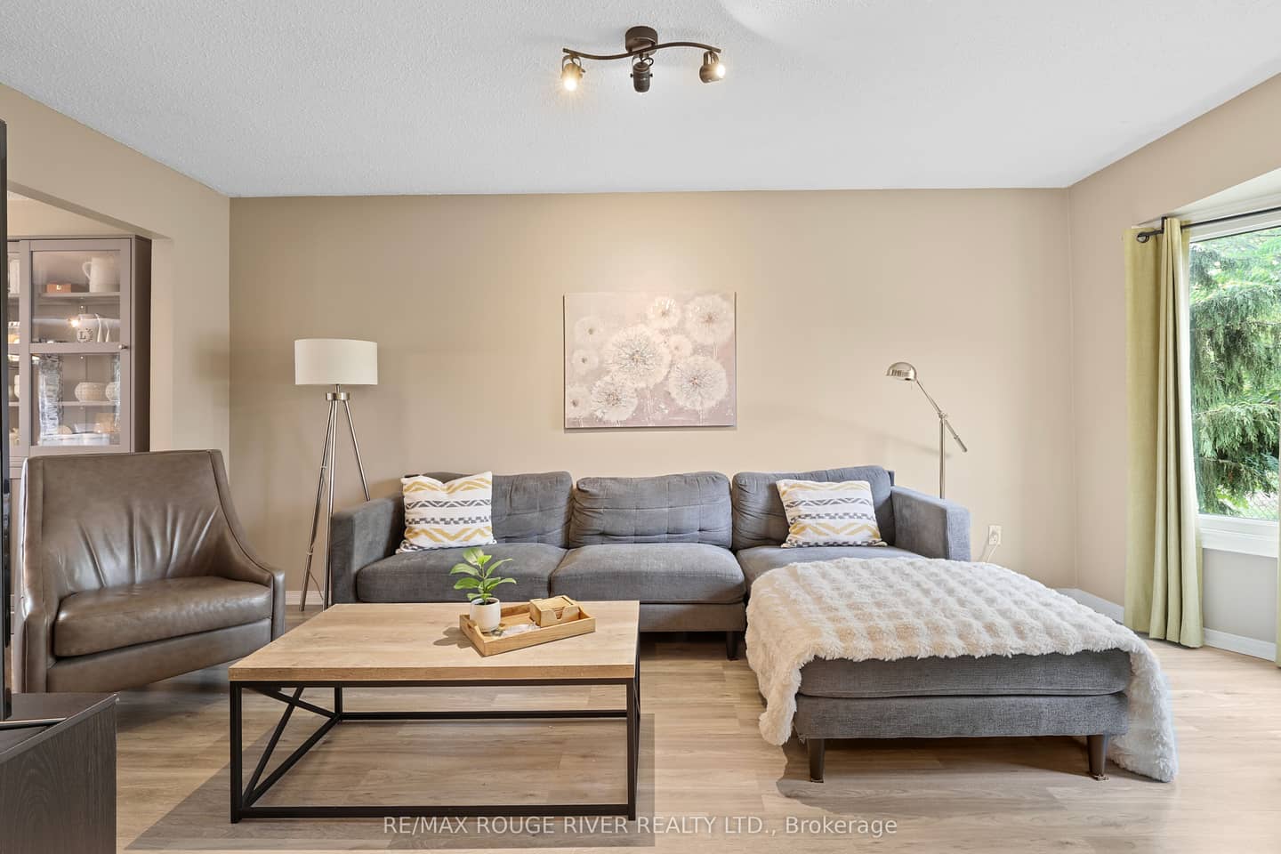 648 Cognac Crescent, Pickering, ON L1X 1L8