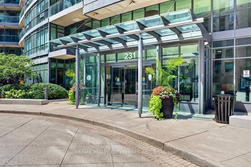231 Fort York Boulevard 412, Toronto, ON M5V 1B2