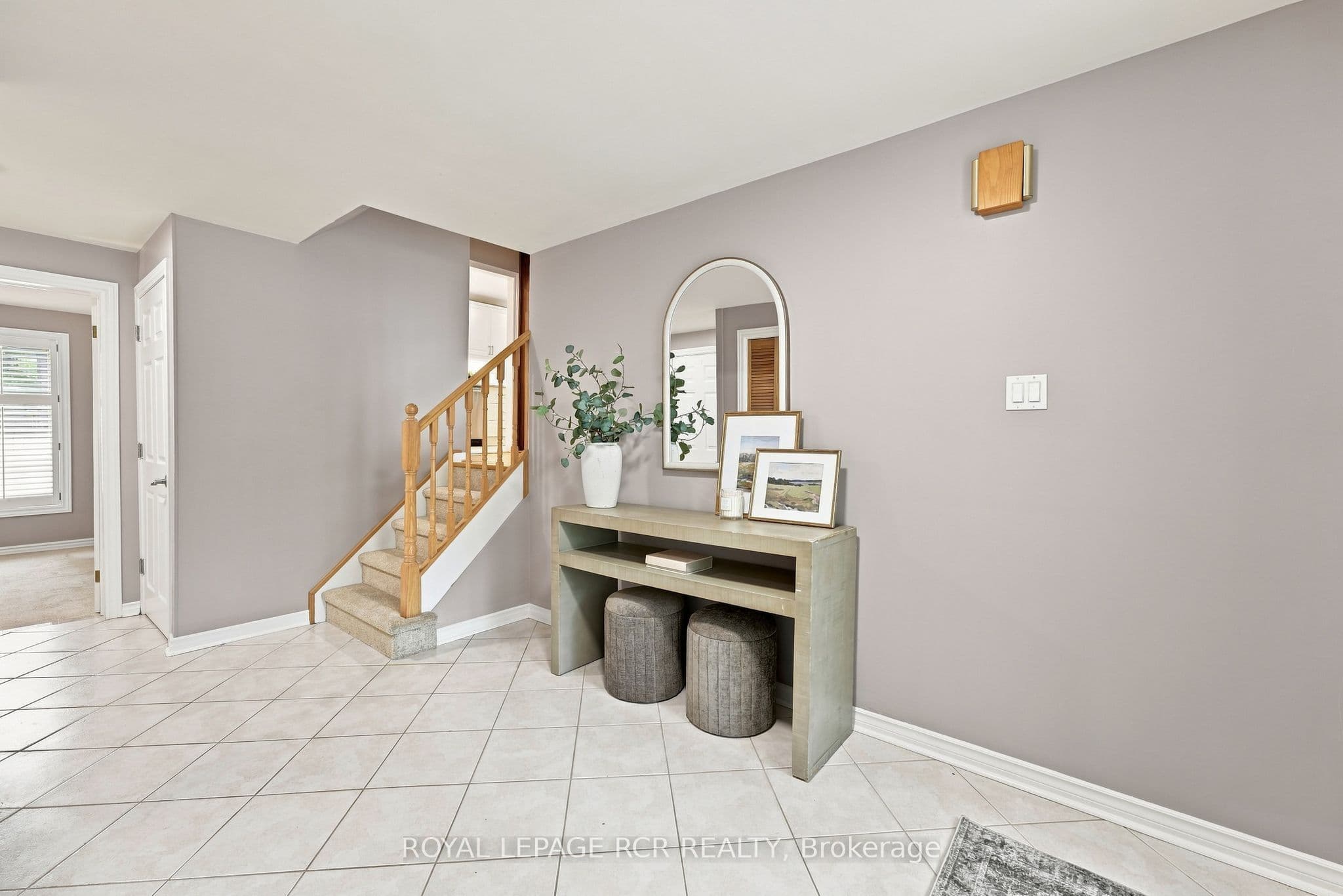 101 Hill Drive, Aurora, ON L4G 3A9