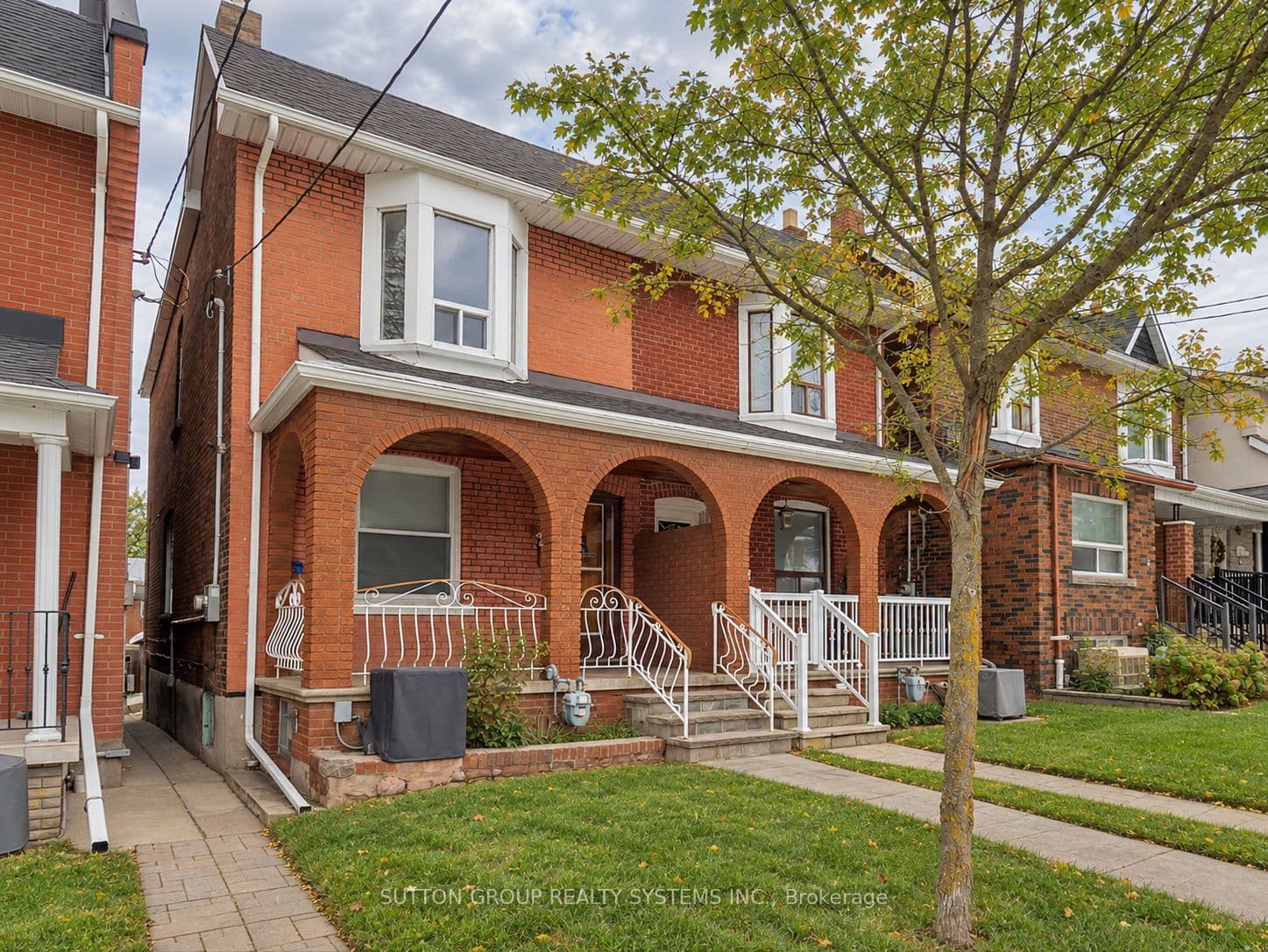 35 Day Avenue, Toronto, ON M6E 3V7