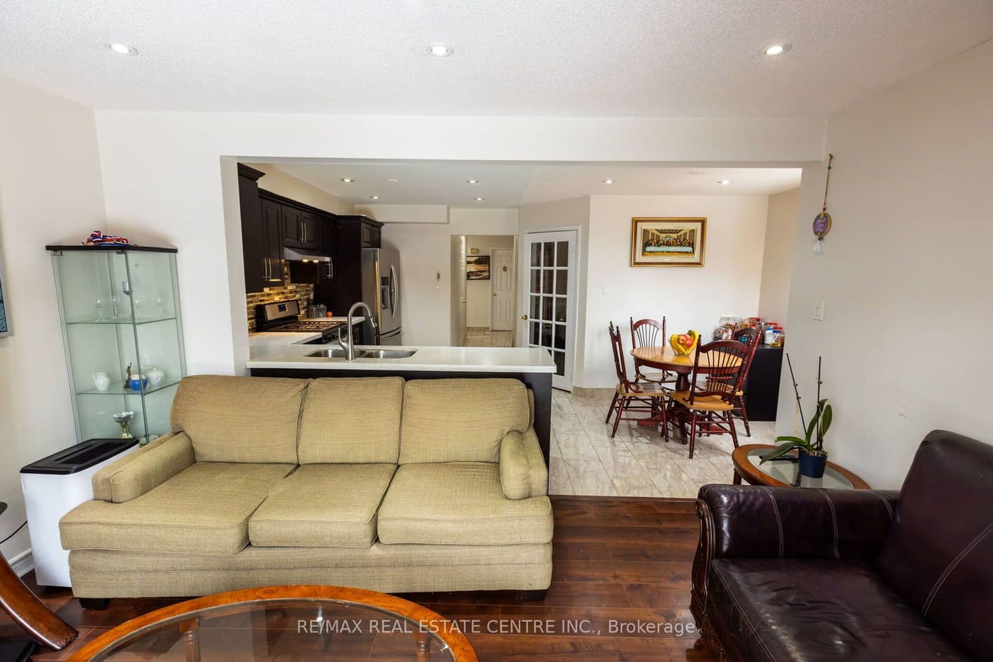 42 Wooliston Crescent, Brampton, ON L6Y 4J5