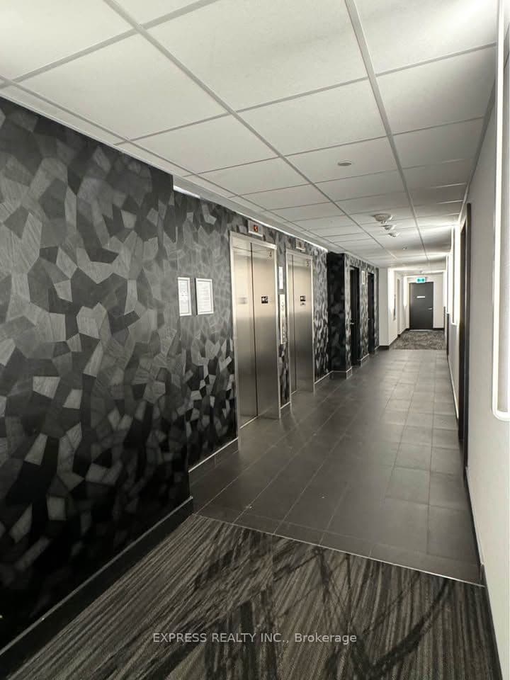 8 Rouge Valley Drive 704, Markham, ON L6G 0G8