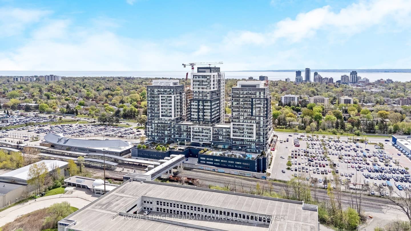 2093 Fairview Street 1902, Burlington, ON L7R 0E6