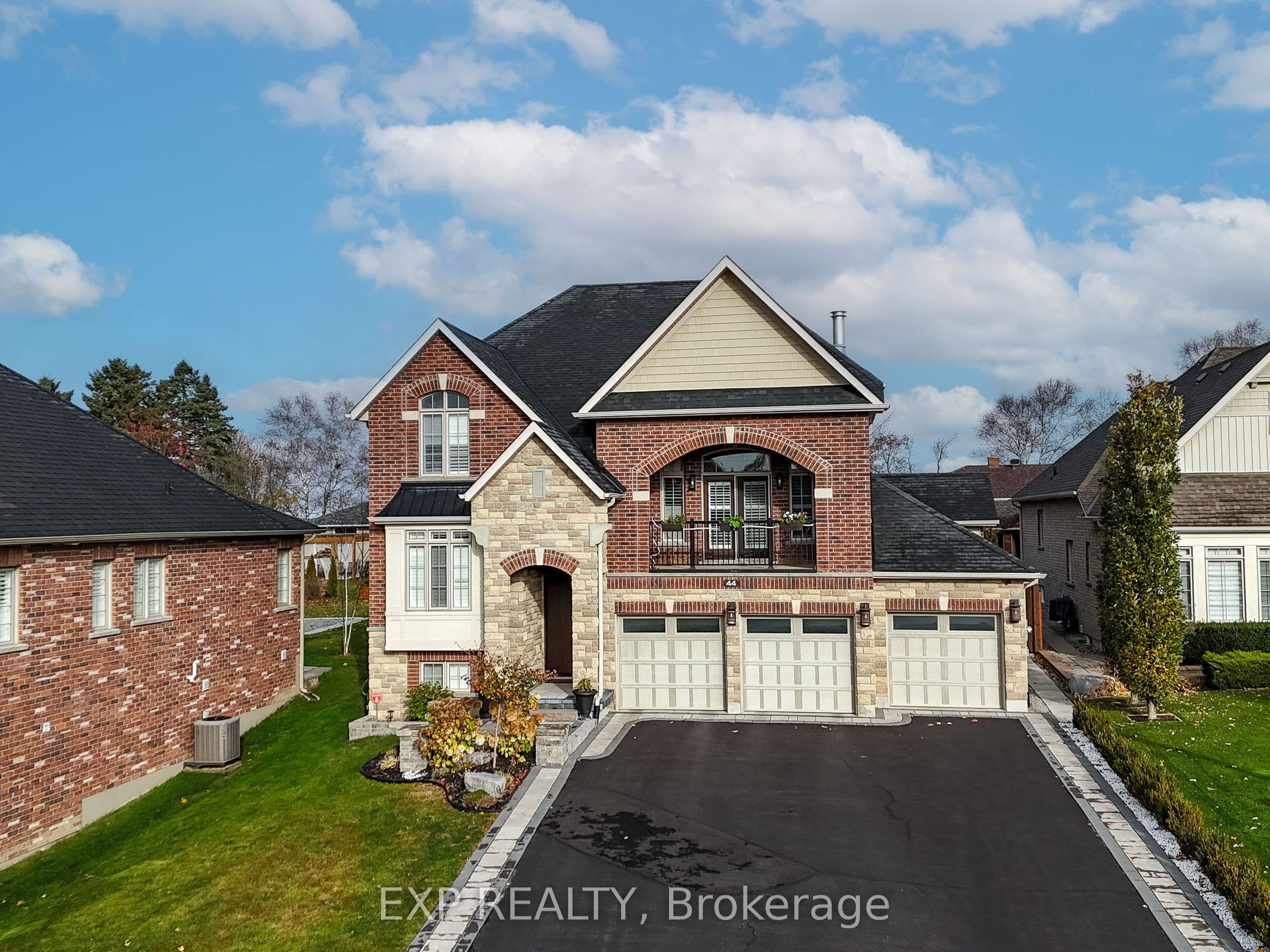 44 Philson Court, Innisfil, ON L0L 1L0