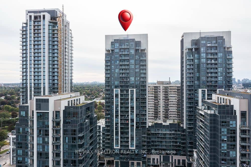 20 Meadowglen Place 322, Toronto, ON M1G 0A9