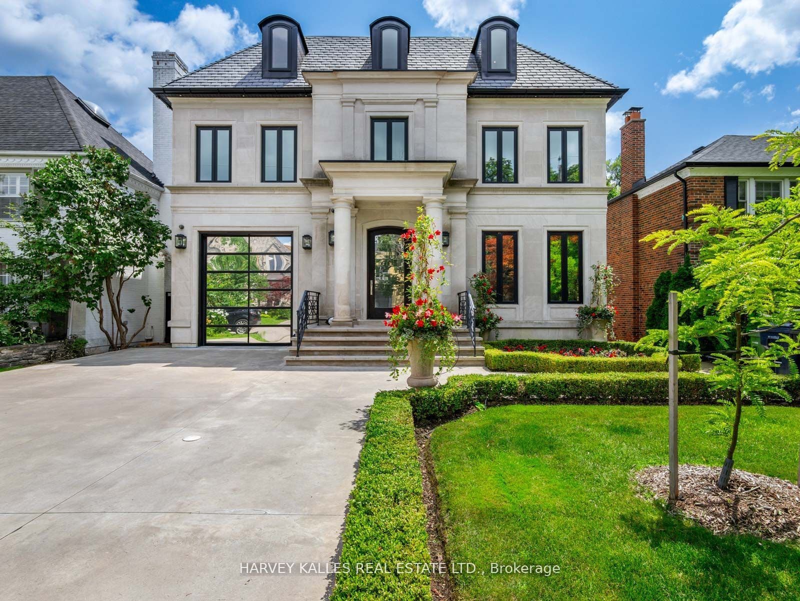327 Cortleigh Boulevard, Toronto, ON M5N 1B2