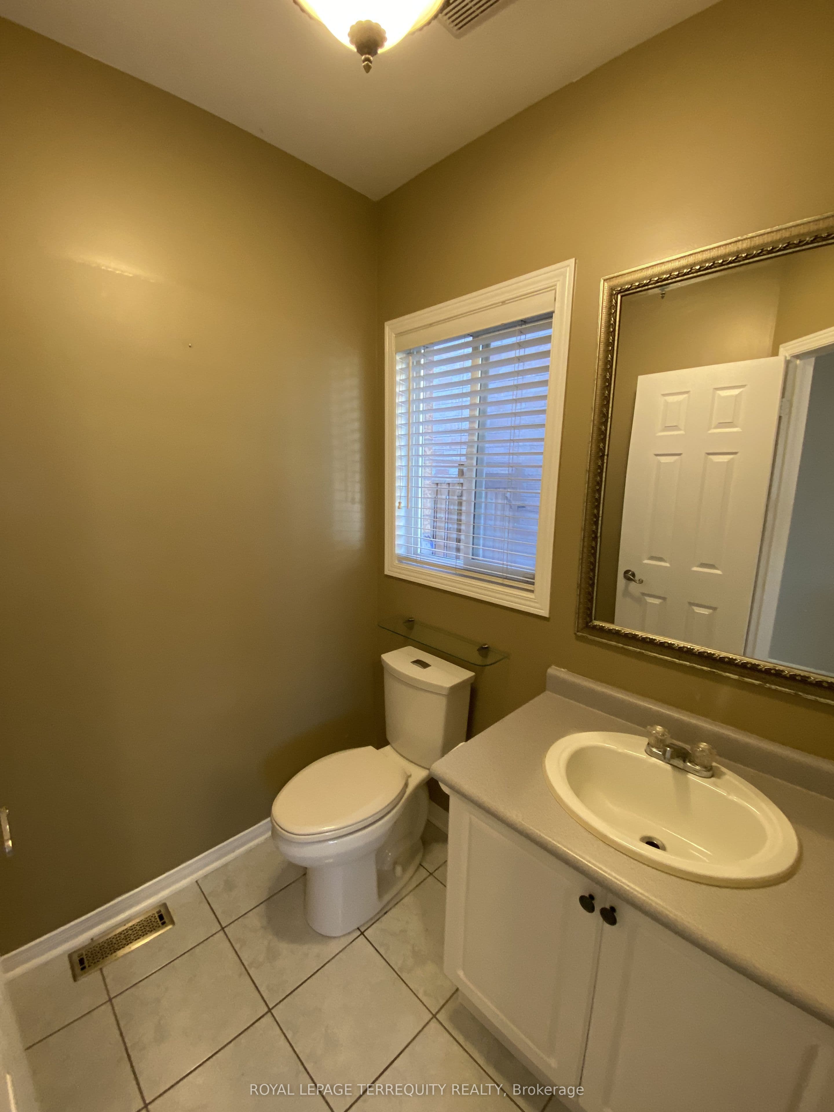 135 David Todd Avenue, Vaughan, ON L4H 1R4