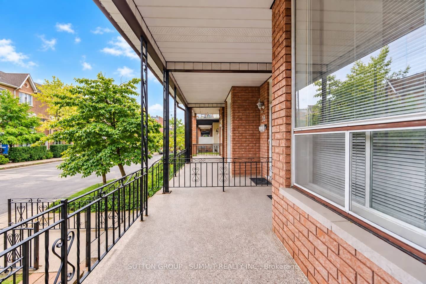28 SYMINGTON Avenue, Toronto, ON M6P 3W1