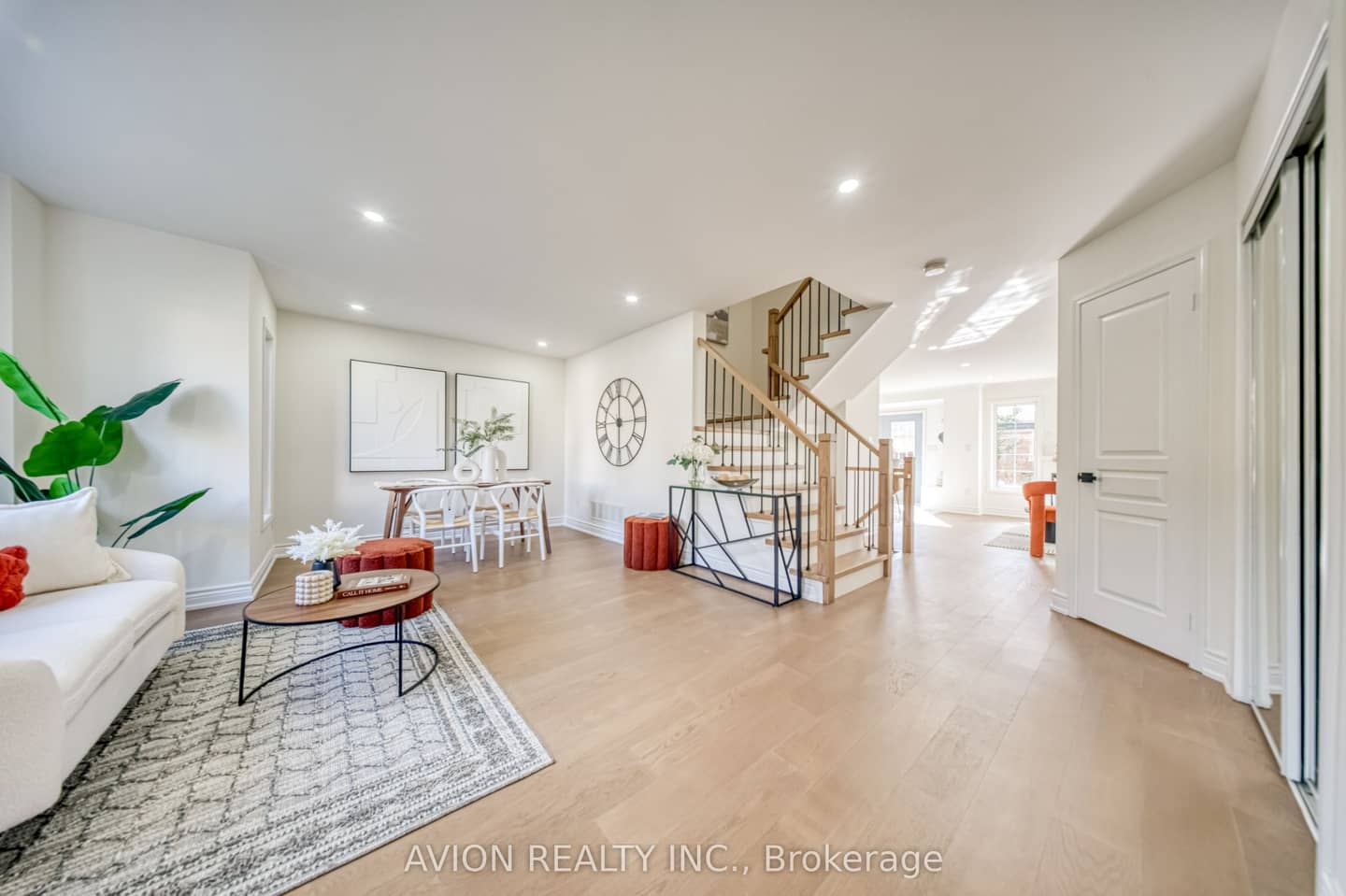741 Bur Oak Avenue, Markham, ON L6E 1C3