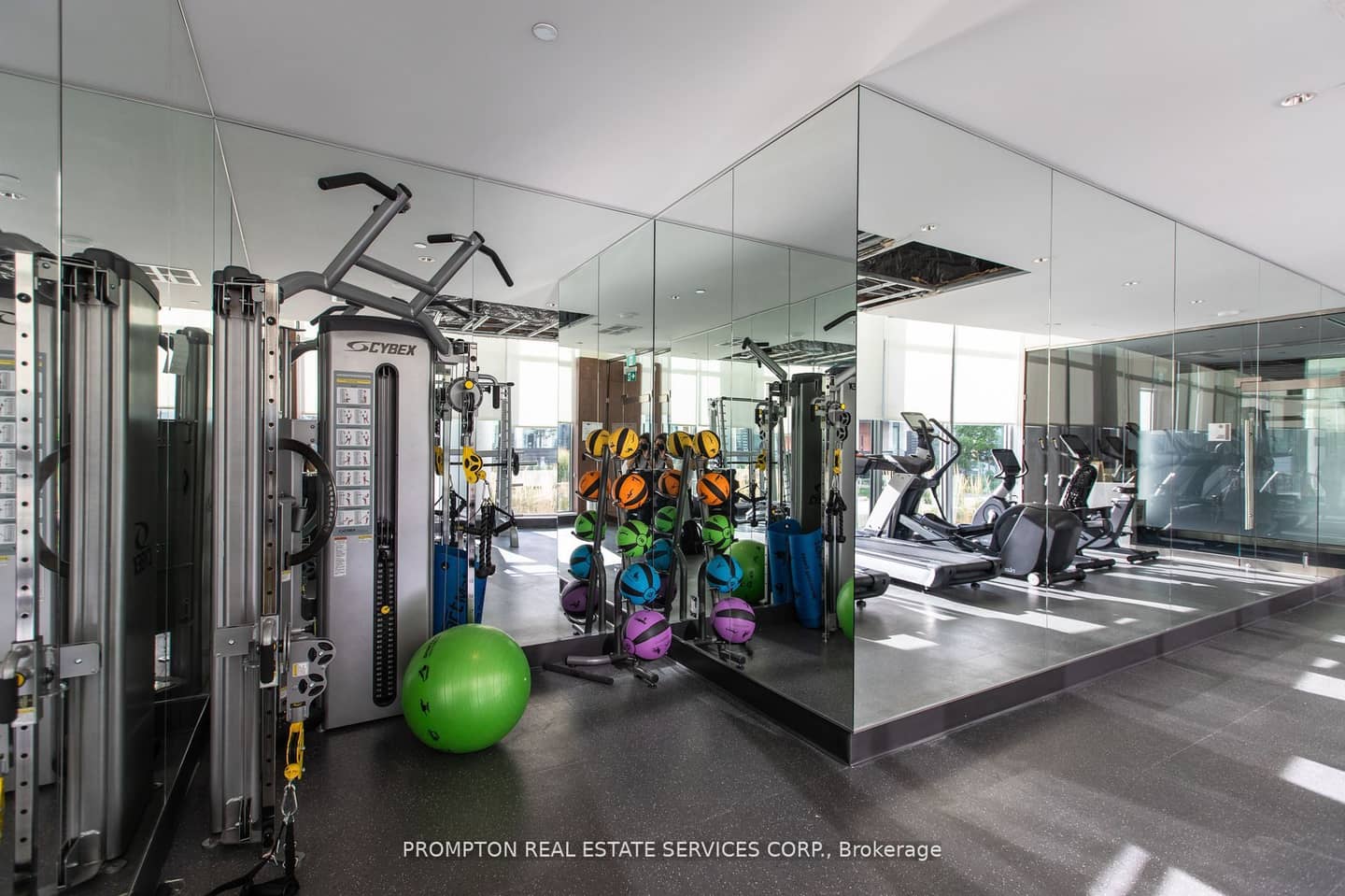 115 McMahon Drive 310, Toronto, ON M2K 0E4