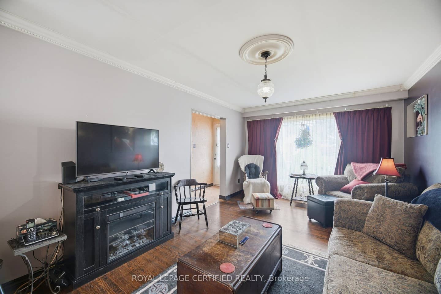 75 Cloverdale Drive, Brampton, ON L6T 2T5