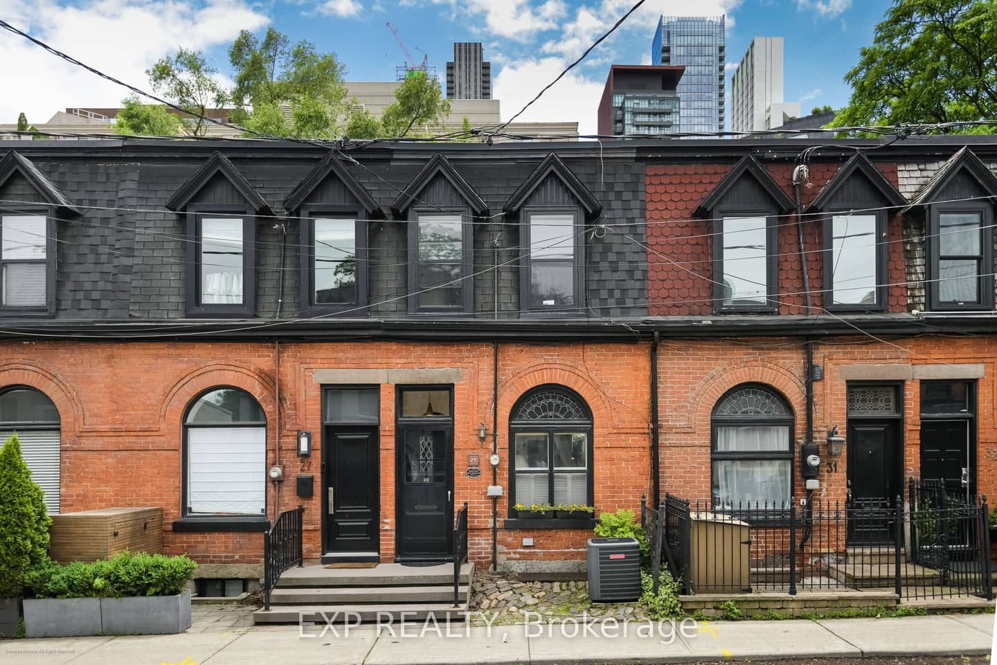 29 Belmont Street, Toronto, ON M5R 1P9
