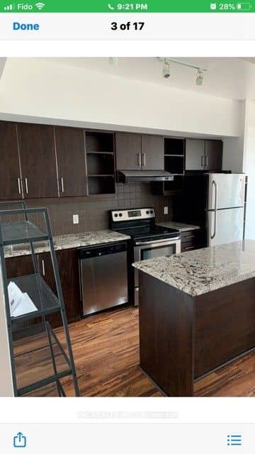 35 Brian Peak Crescent LPH 17, Toronto, ON M4G 0A5