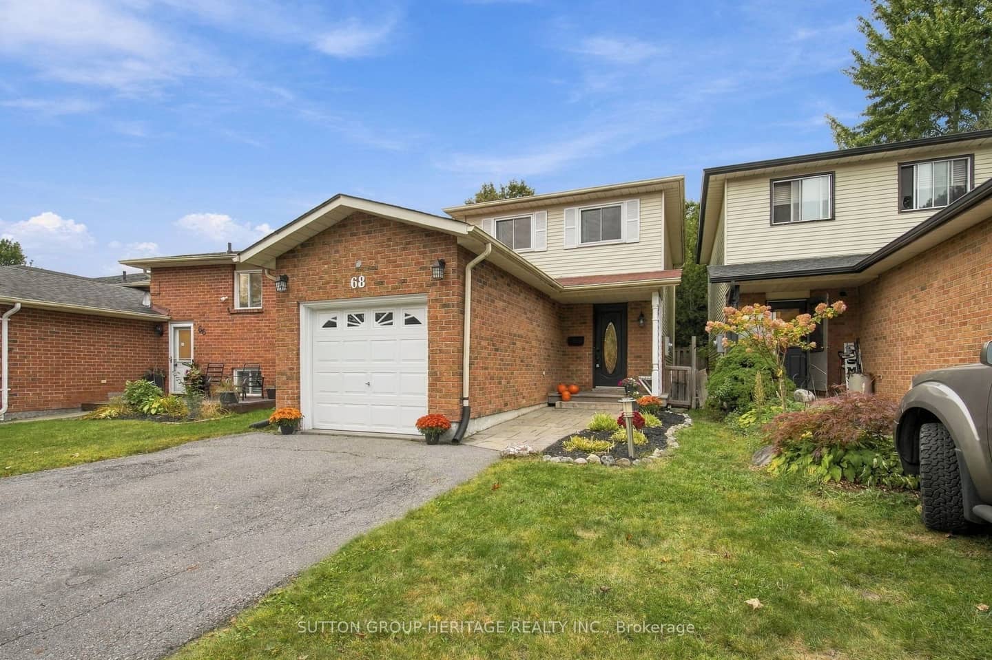 68 Hartsfield Drive, Clarington, ON L1E 1L7