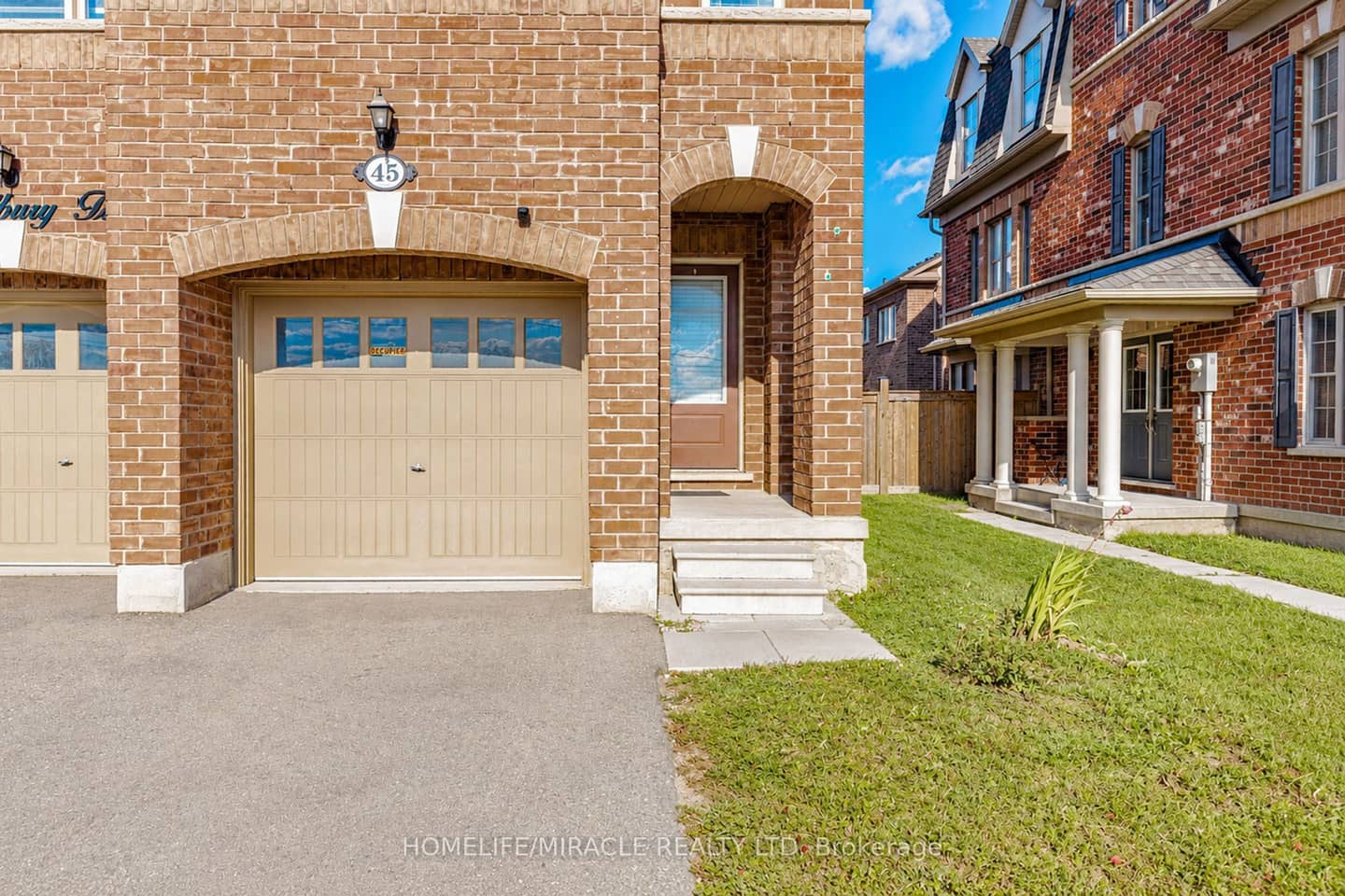 45 Padbury Trail, Brampton, ON L7A 4V2