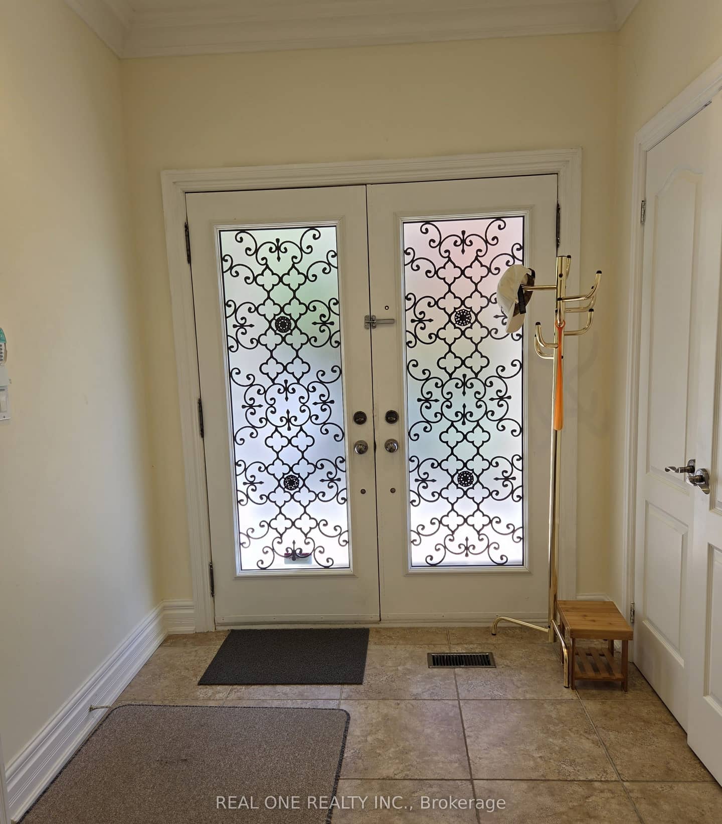 36 Wildrose Crescent E, Markham, ON L3T 1N5
