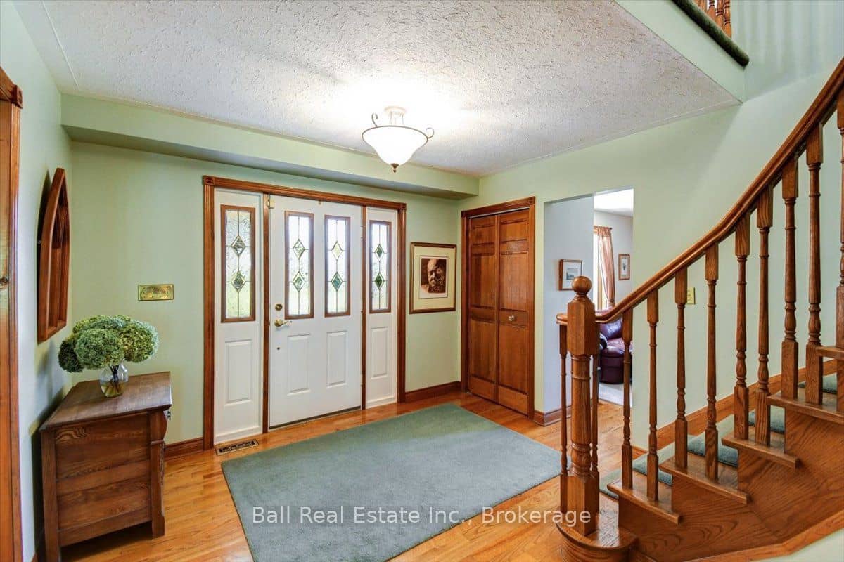 19 Castle Harbour Drive E, Scugog, ON L9L 1P4