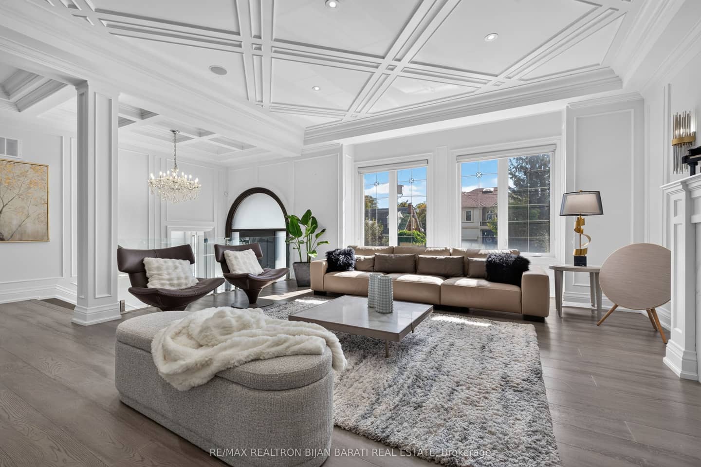 130 Pemberton Avenue, Toronto, ON M2M 1Y7