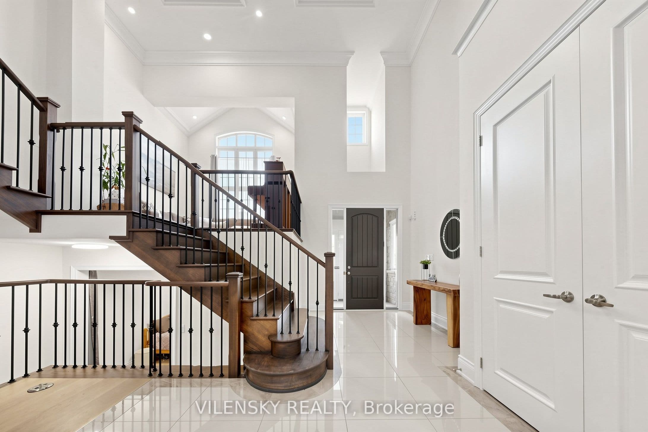 37 Scuffler Drive, Vaughan, ON L6A 1S2