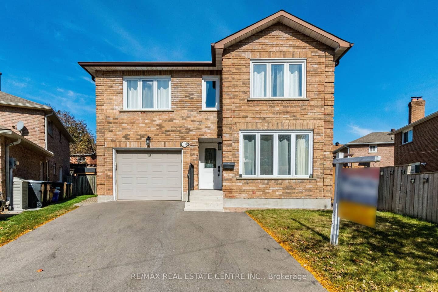 1153 Deer Run, Mississauga, ON L5C 3S3