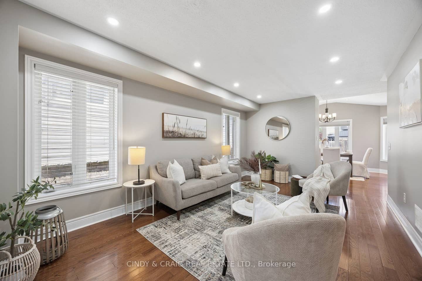82 Dewell Crescent, Clarington, ON L1E 0B7