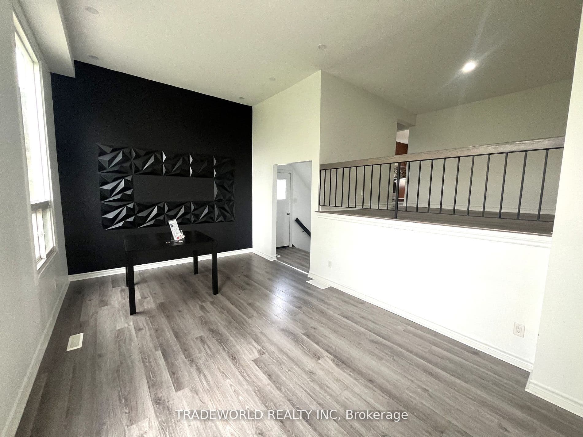 7465 Bybrook Drive, Mississauga, ON L4T 3R3