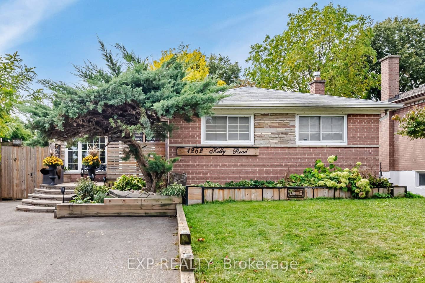 1262 Kelly Road, Mississauga, ON L5J 3T9