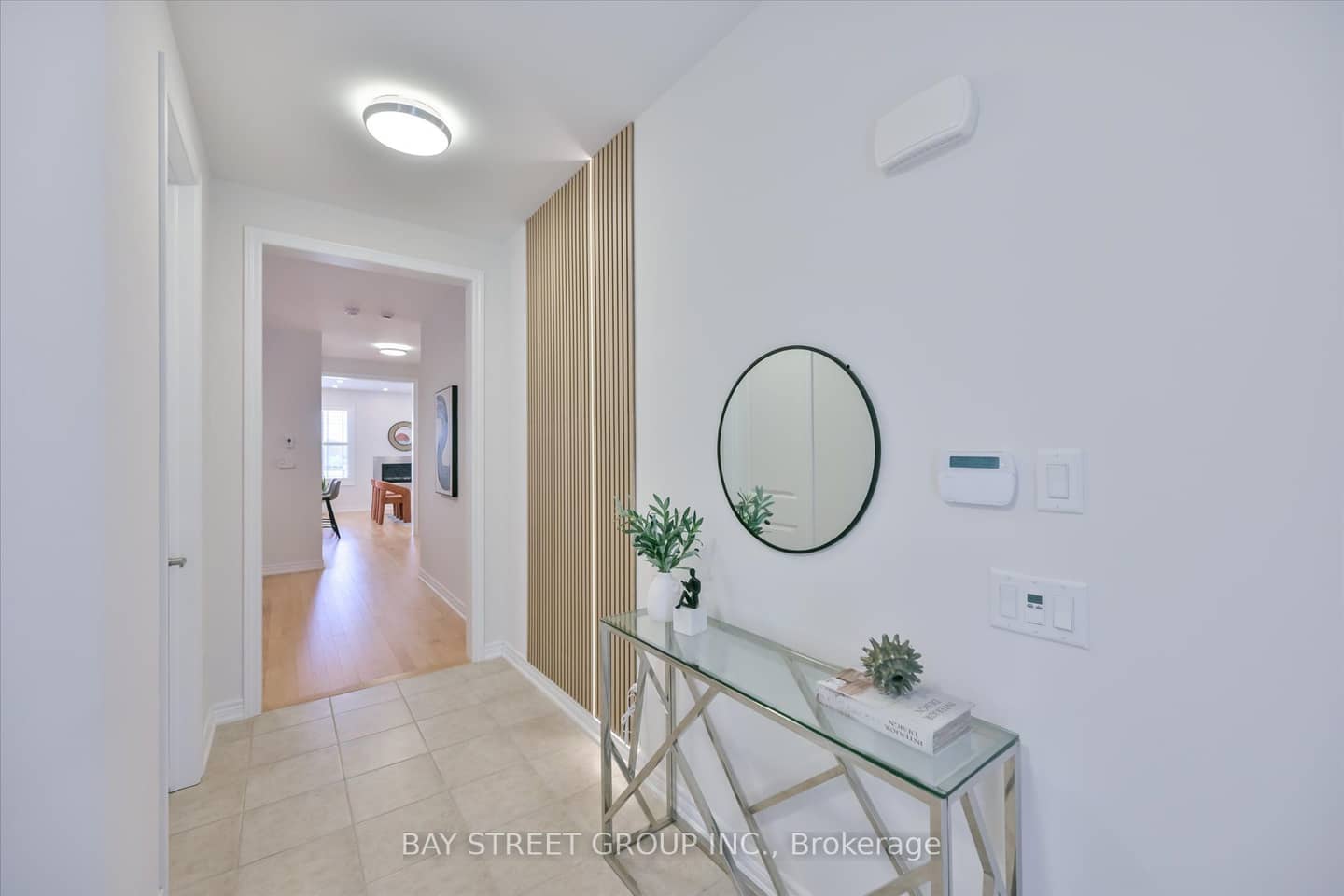 62 Roth Street, Aurora, ON L4G 0W7