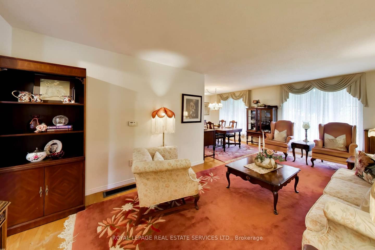 24 Elmvale Crescent, Toronto, ON M9V 2B9