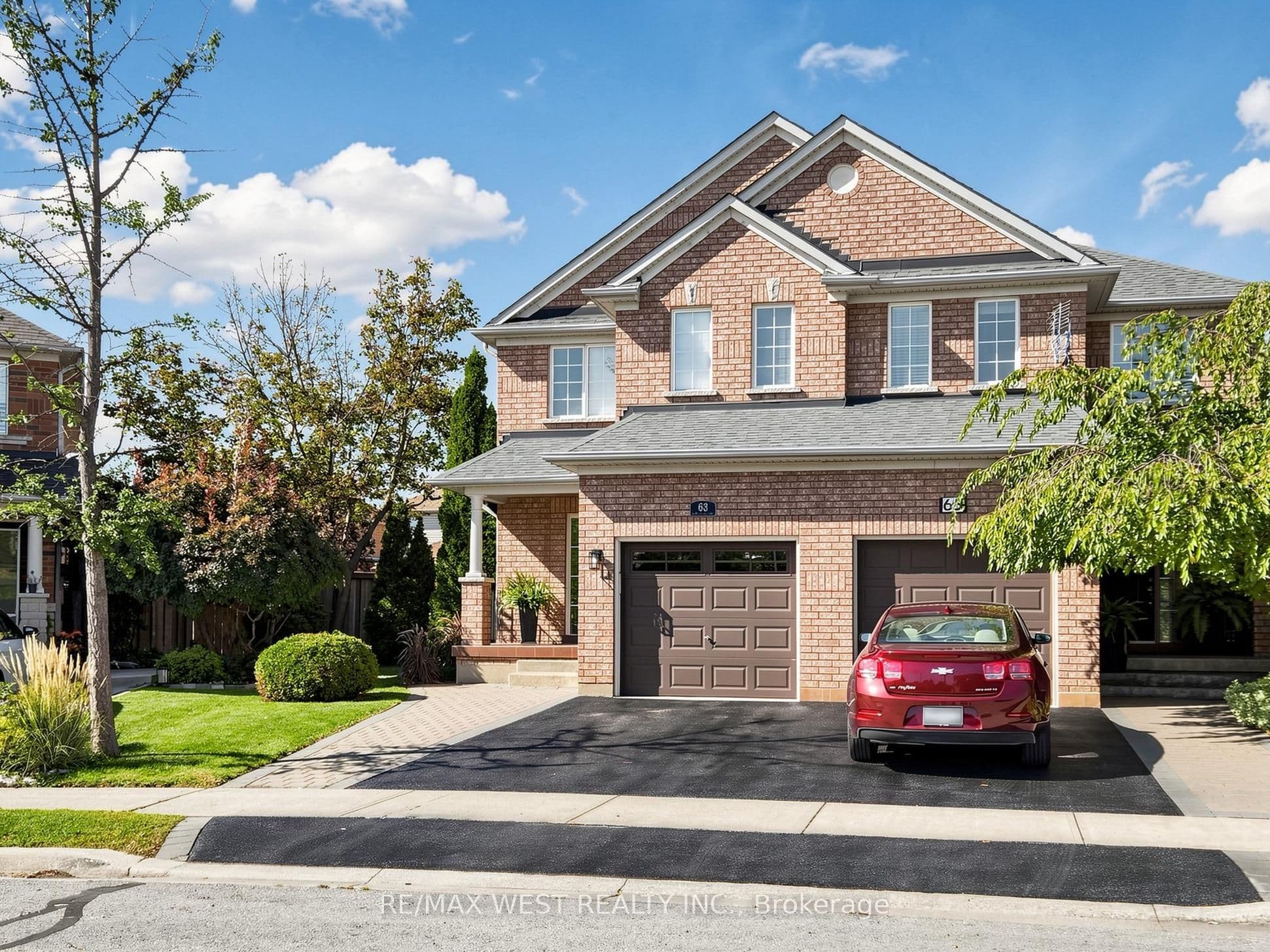 63 Echo Ridge Crescent, Vaughan, ON L4H 2K1
