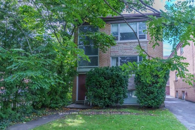 51 Heath Street E, Toronto, ON M4T 1S2