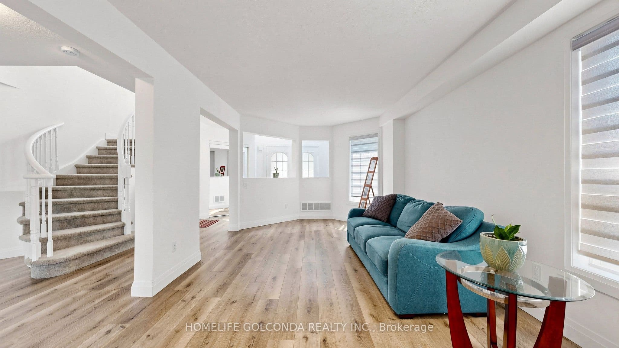 1304 Vincent Crescent, Innisfil, ON L9S 1Z8