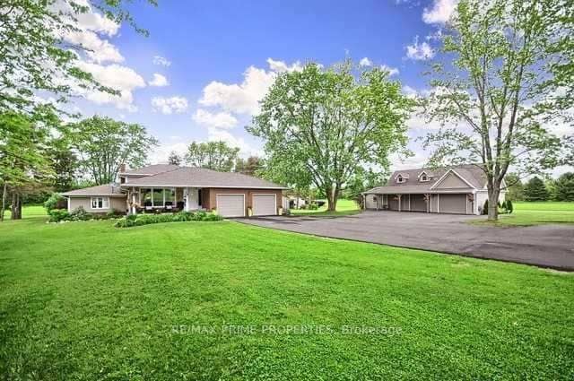 426 Zephyr Road, Uxbridge, ON L9P 1R2