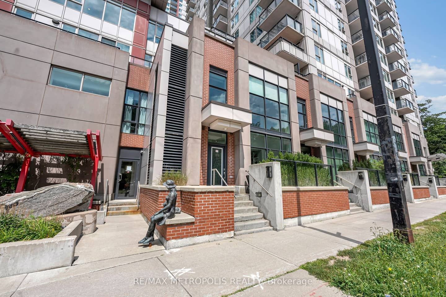 180 Borough Drive, Toronto, ON M1P 0B5