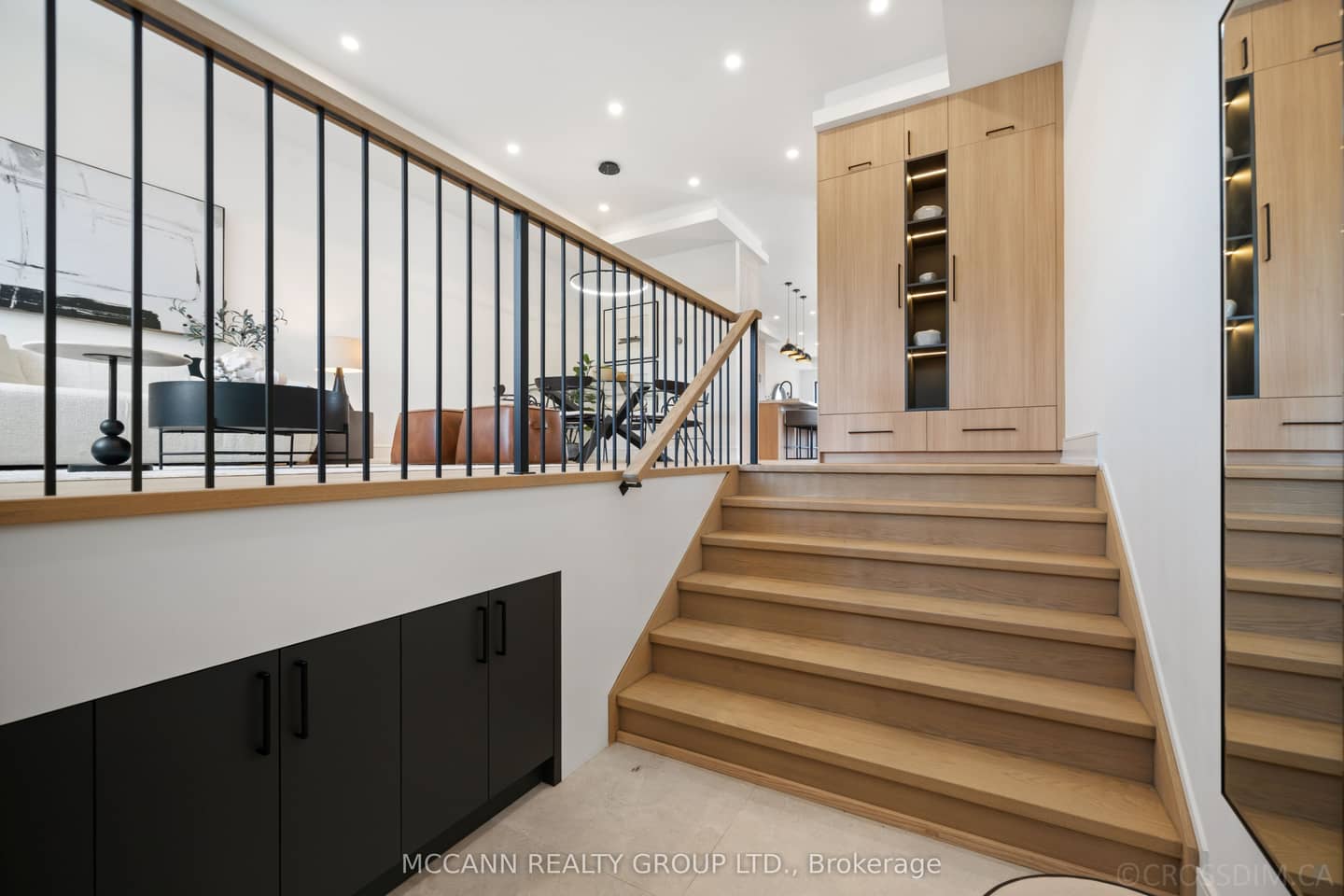 526 Westmount Avenue, Toronto, ON M6E 3N7